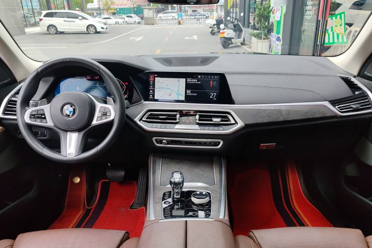 Used BMW X5 2020 xDrive40i Luxury Model with M Sport Package Interior 2
