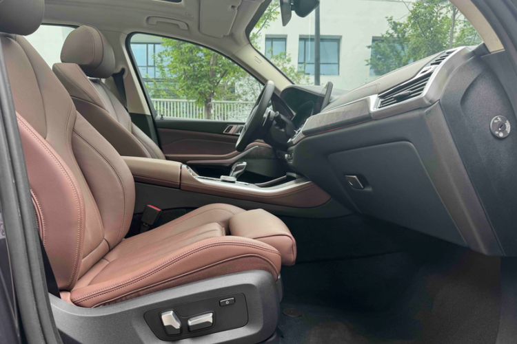 Used BMW X5 2020 xDrive40i M Sport Package Interior 3