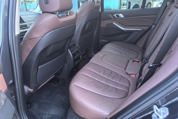 Used BMW X5 2020 xDrive30i M Sport Package Interior 3