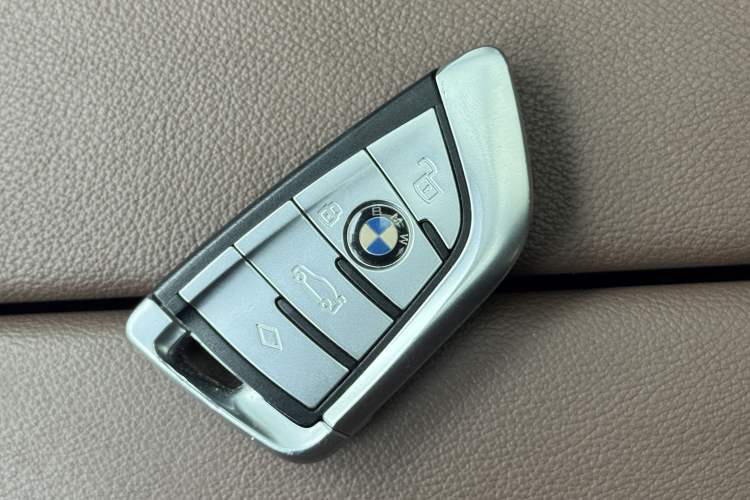Used BMW X5 2020 xDrive30i X Design Package Interior 3