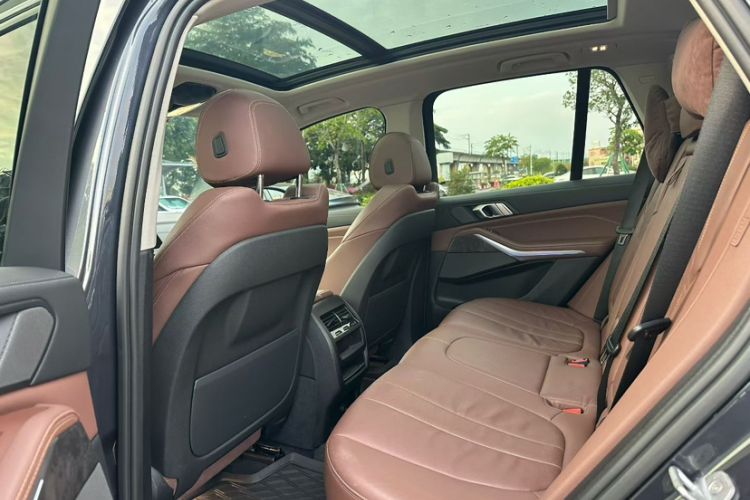 Used BMW X5 2020 xDrive30i M Sport Package Interior 3