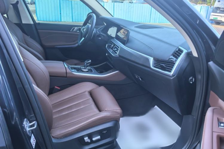 Used BMW X5 2020 xDrive30i M Sport Package Interior 4