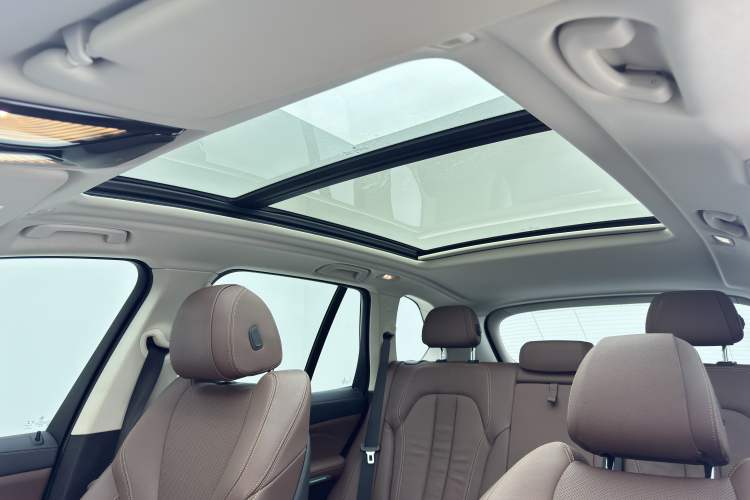 Used BMW X5 2020 xDrive30i X Design Package Interior 4