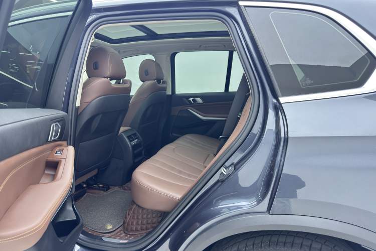 Used BMW X5 2020 xDrive30i X Design Package Interior 5