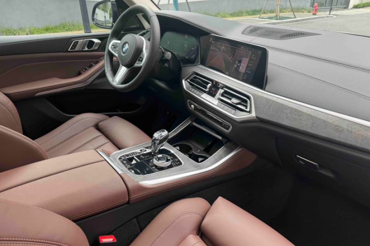 Used BMW X5 2020 xDrive40i M Sport Package Interior 7
