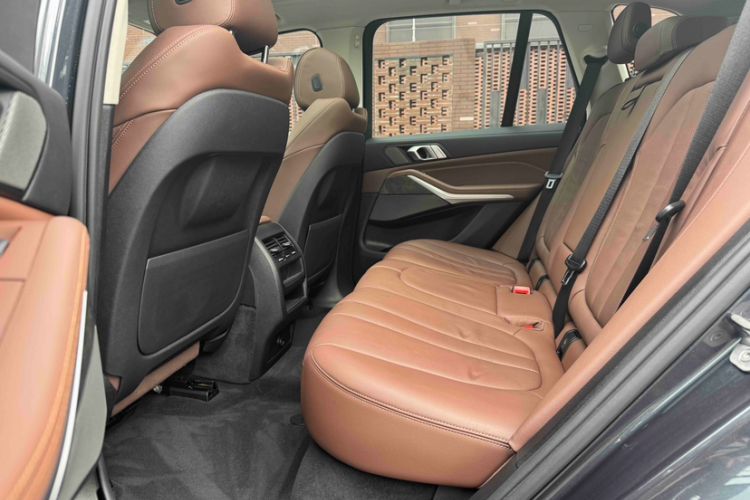 Used BMW X5 2020 xDrive40i M Sport Package Interior 9