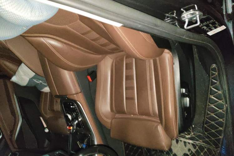 Used BMW X5 2020 xDrive40i M Sport Package Left Front Seat