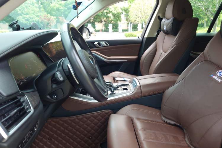 Used BMW X5 2020 xDrive40i M Sport Package Left Front Seat