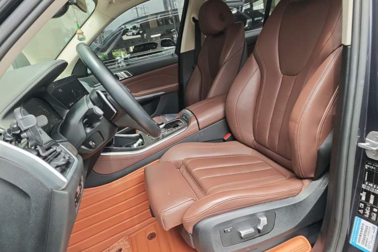 Used BMW X5 2020 xDrive30i X Design Package Left Front Seat