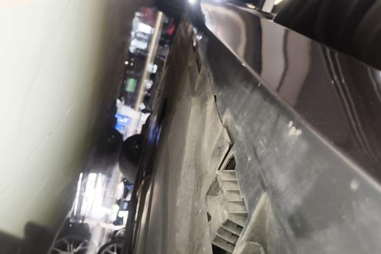 Used BMW X5 2020 xDrive40i M Sport Package Left Side Sill