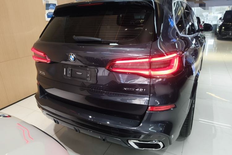 Used BMW X5 2020 xDrive40i M Sport Package Rear