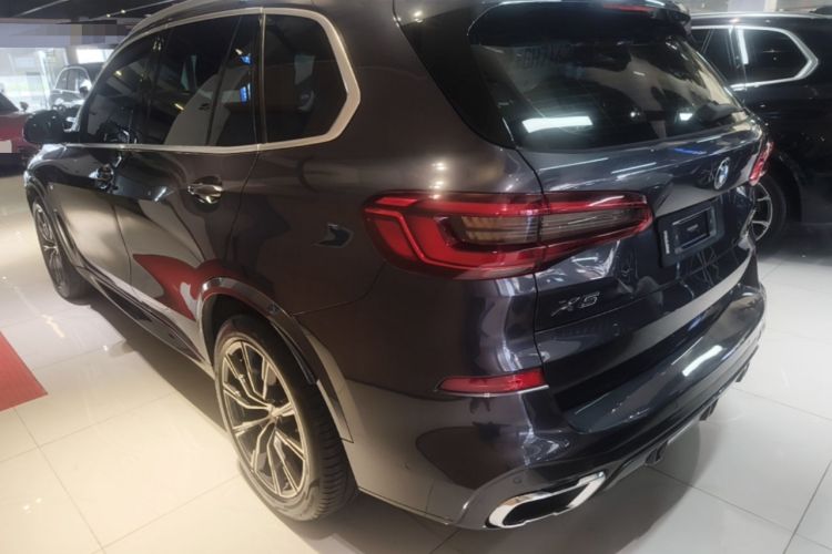 Used BMW X5 2020 xDrive40i M Sport Package Rear Left 45 Deg