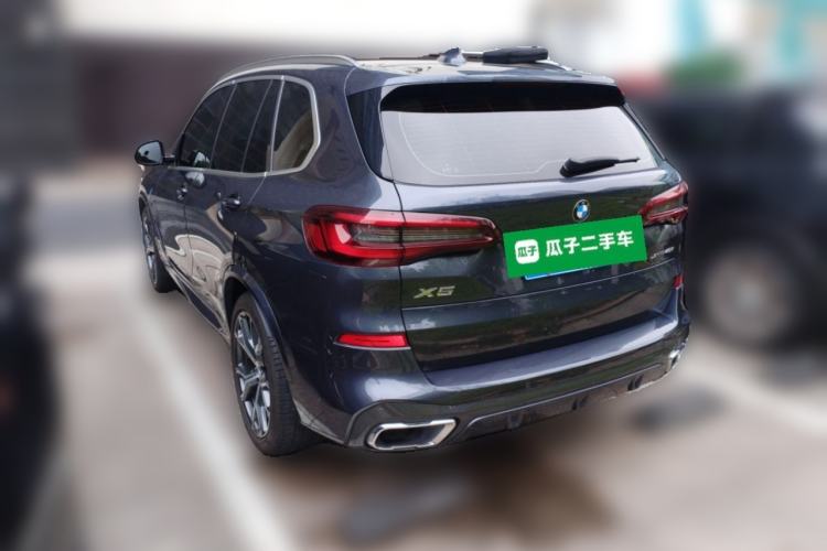 Used BMW X5 2020 xDrive40i Luxury Model with M Sport Package Rear Left 45 Deg