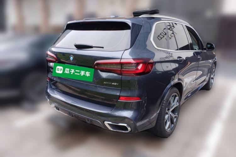 Used BMW X5 2020 xDrive40i Luxury Model with M Sport Package Rear Right 45 Deg