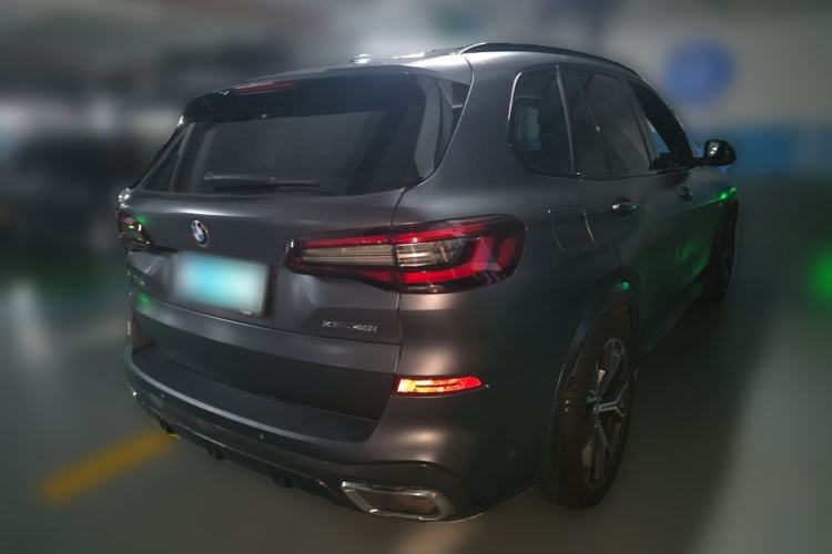 Used BMW X5 2020 xDrive40i Luxury Model with M Sport Package Rear Right 45 Deg