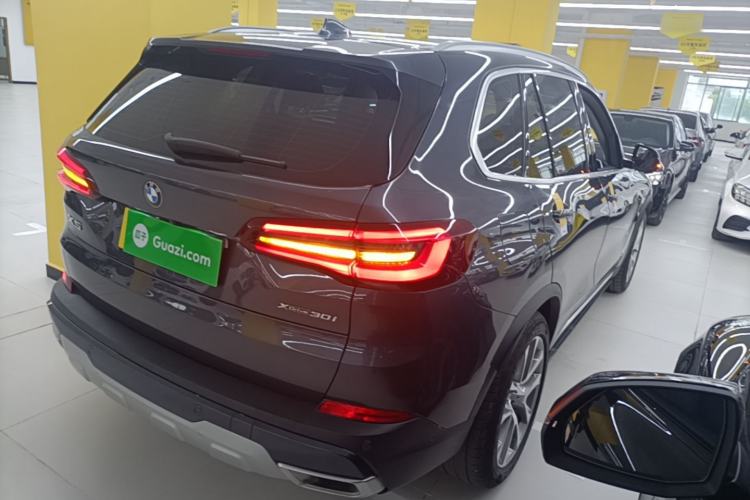 Used BMW X5 2020 xDrive30i X Design Package Rear Right 45 Deg
