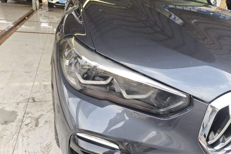 Used BMW X5 2020 xDrive30i M Sport Package Right Front Headlight
