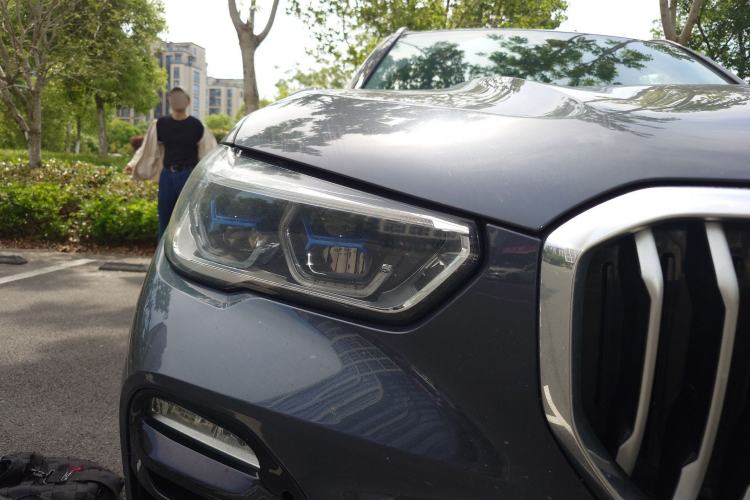 Used BMW X5 2020 xDrive40i M Sport Package Right Front Headlight