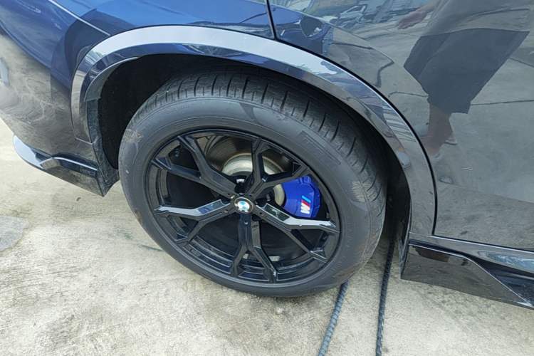 Used BMW X5 2020 xDrive30i M Sport Package Right Rear Wheel Hub