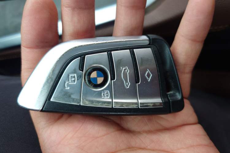Used BMW X5 2020 xDrive40i M Sport Package Vehicle Key
