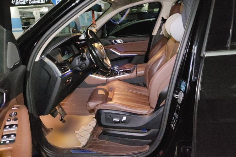 Used BMW X5 2020 xDrive30i M Sport Package Left Front Seat