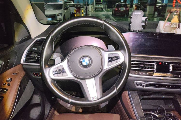 Used BMW X5 2020 xDrive30i M Sport Package Steering Wheel