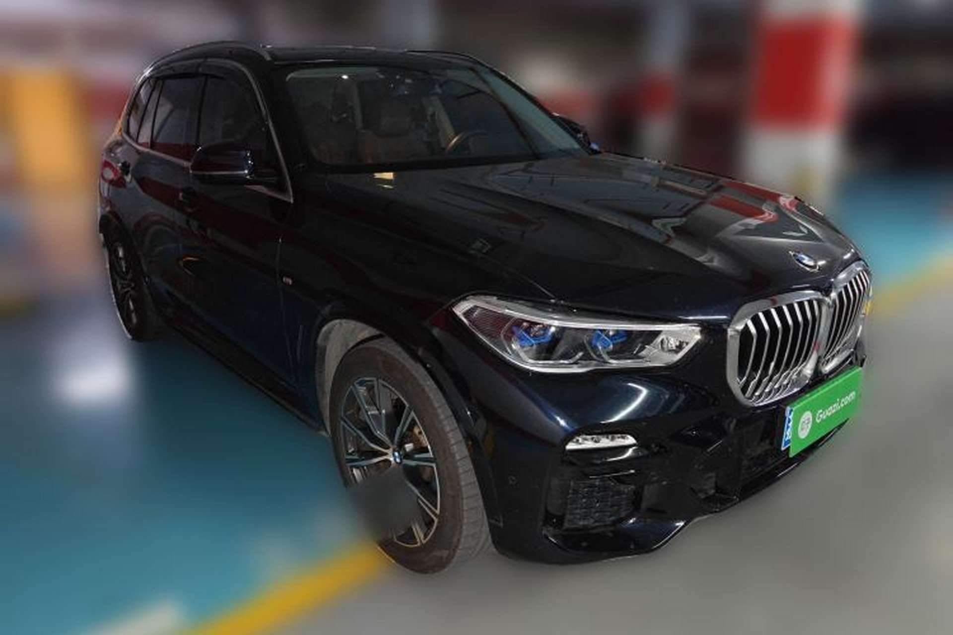 Used BMW X5 2020 xDrive30i M Sport Package Front Right 45 Deg