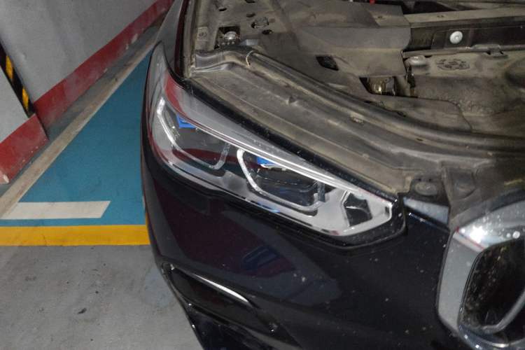Used BMW X5 2020 xDrive30i M Sport Package Right Front Headlight