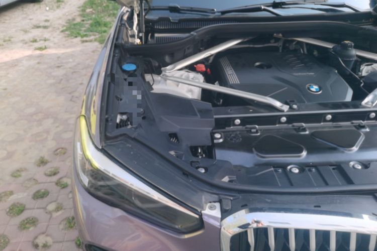 Used BMW X5 2020 xDrive30i M Sport Package Engine Bay Right