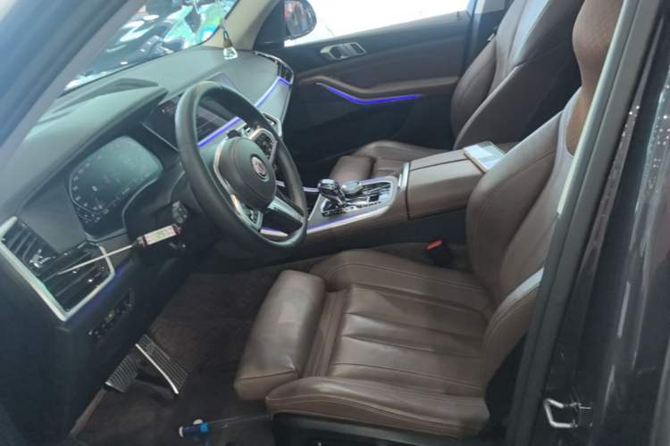 Used BMW X5 2020 xDrive40i M Sport Package Left Front Seat