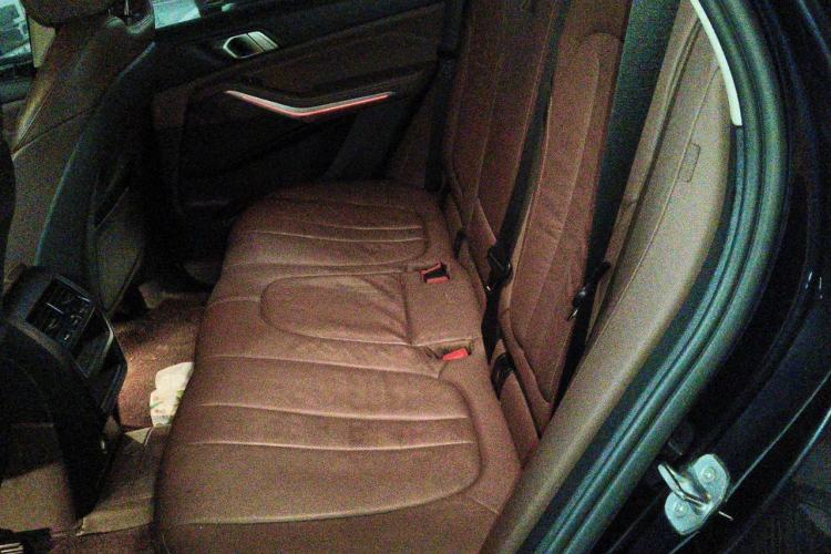 Used BMW X5 2020 xDrive30i M Sport Package Left Rear Seat
