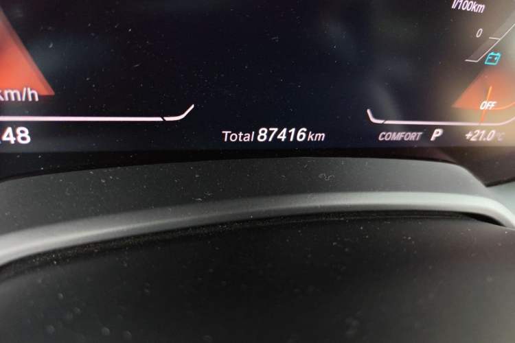Used BMW X5 2020 xDrive30i X Design Package Odometer Close Up