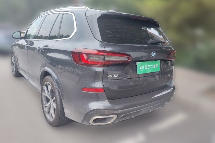 Used BMW X5 2020 xDrive40i Luxury Model with M Sport Package Rear Left 45 Deg
