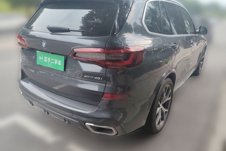 Used BMW X5 2020 xDrive40i Luxury Model with M Sport Package Rear Right 45 Deg