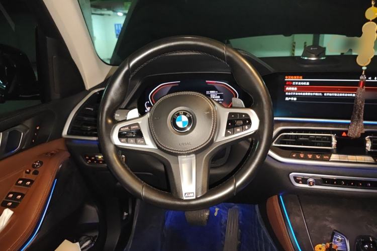 Used BMW X5 2020 xDrive30i M Sport Package Steering Wheel