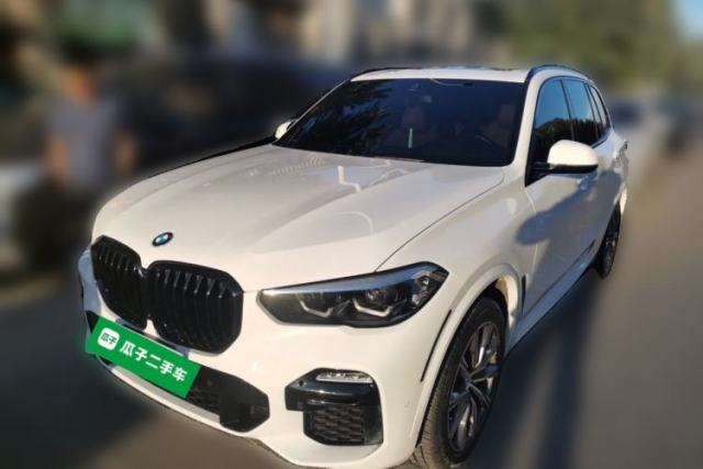 Ojetý BMW X5 BMW X5 3.0-liter all-wheel-drive automatic