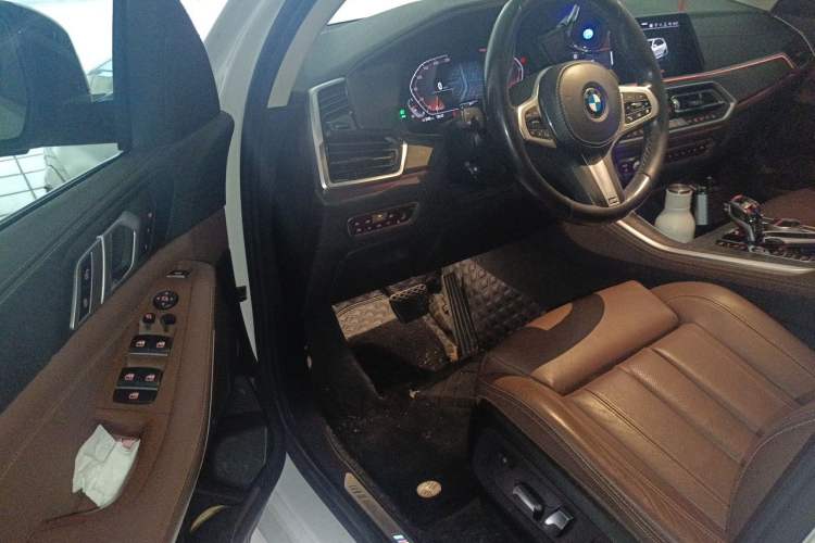 Used BMW X5 2020 xDrive40i M Sport Package Driver Seat