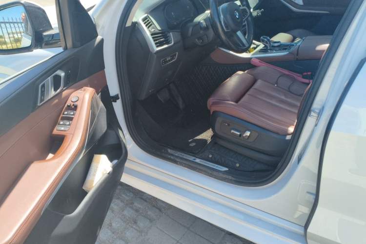 Used BMW X5 2020 xDrive30i M Sport Package Driver Seat