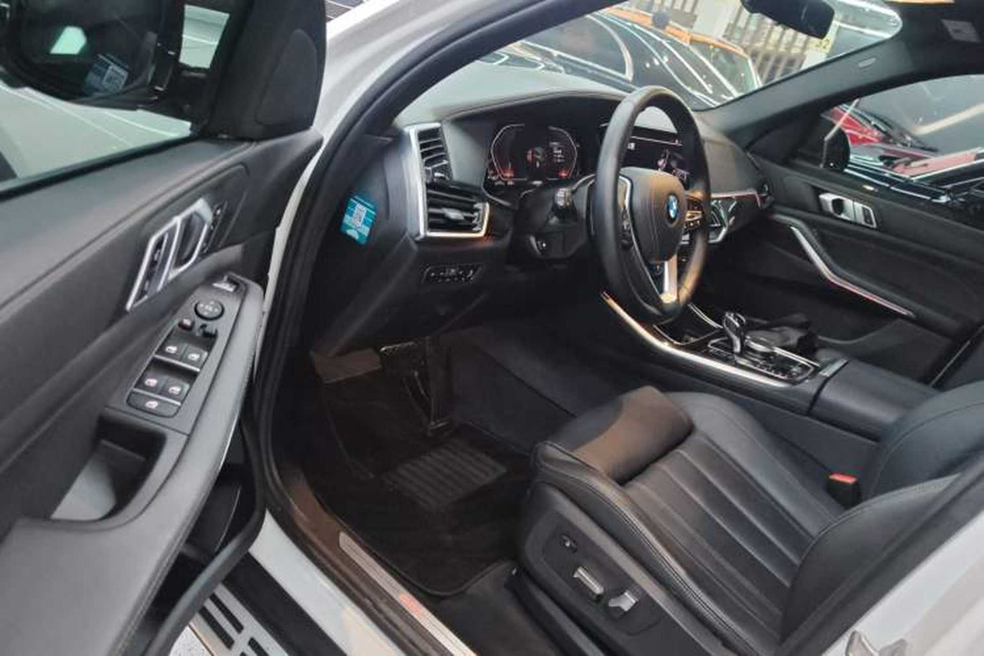 Used BMW X5 2020 xDrive40i XLine U.S. specification Driver Seat