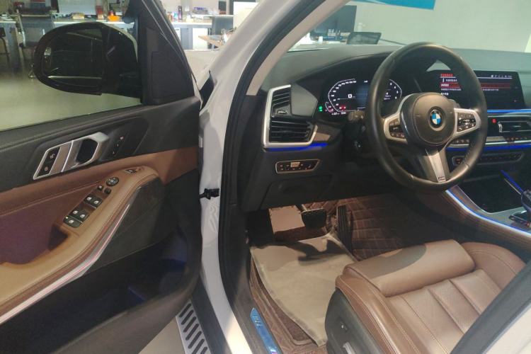 Used BMW X5 2020 xDrive30i M Sport Package Driver Seat