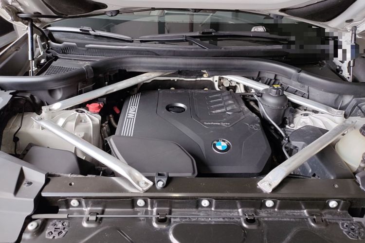Used BMW X5 2020 xDrive30i M Sport Package Engine Bay