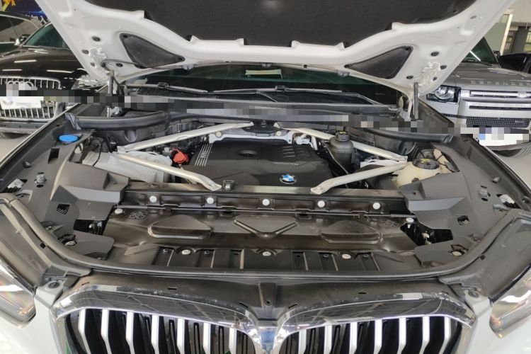 Used BMW X5 2020 xDrive30i M Sport Package Engine Bay