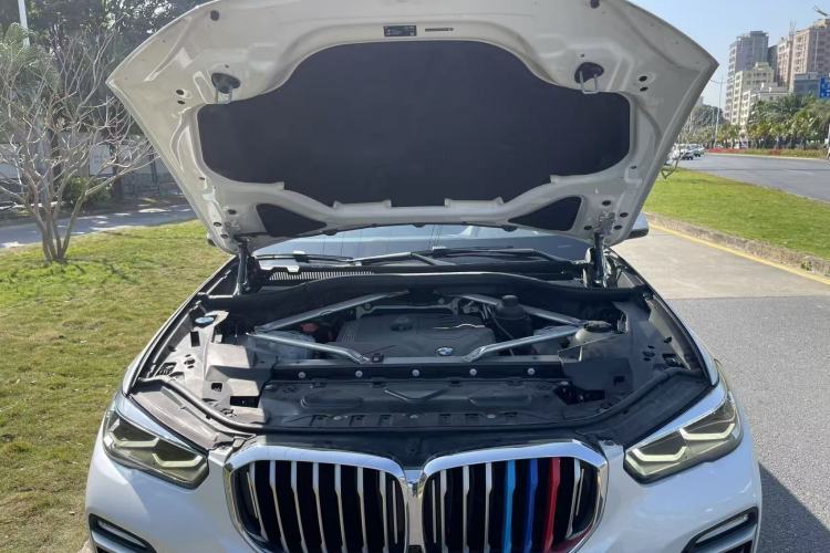 Used BMW X5 2020 xDrive30i X Design Package Engine Bay
