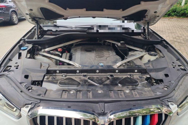 Used BMW X5 2020 xDrive40i M Sport Package Engine Bay