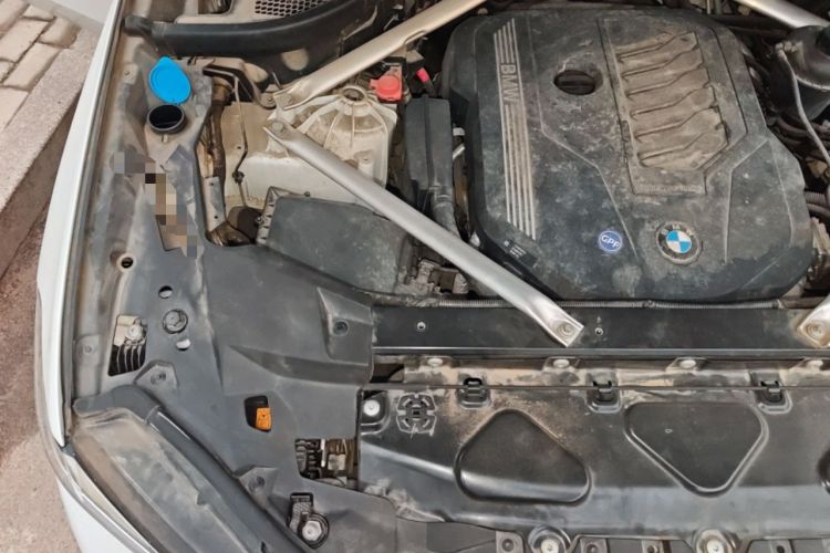 Used BMW X5 2020 xDrive40i M Sport Package Engine Bay Right