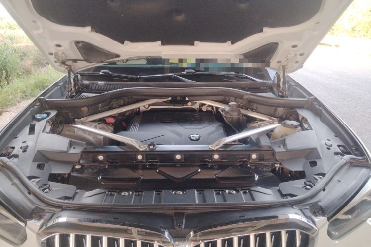 Used BMW X5 2020 xDrive30i X Design Package Engine Bay