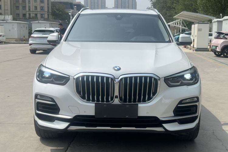 Used BMW X5 2020 xDrive30i X Design Package Exterior 1