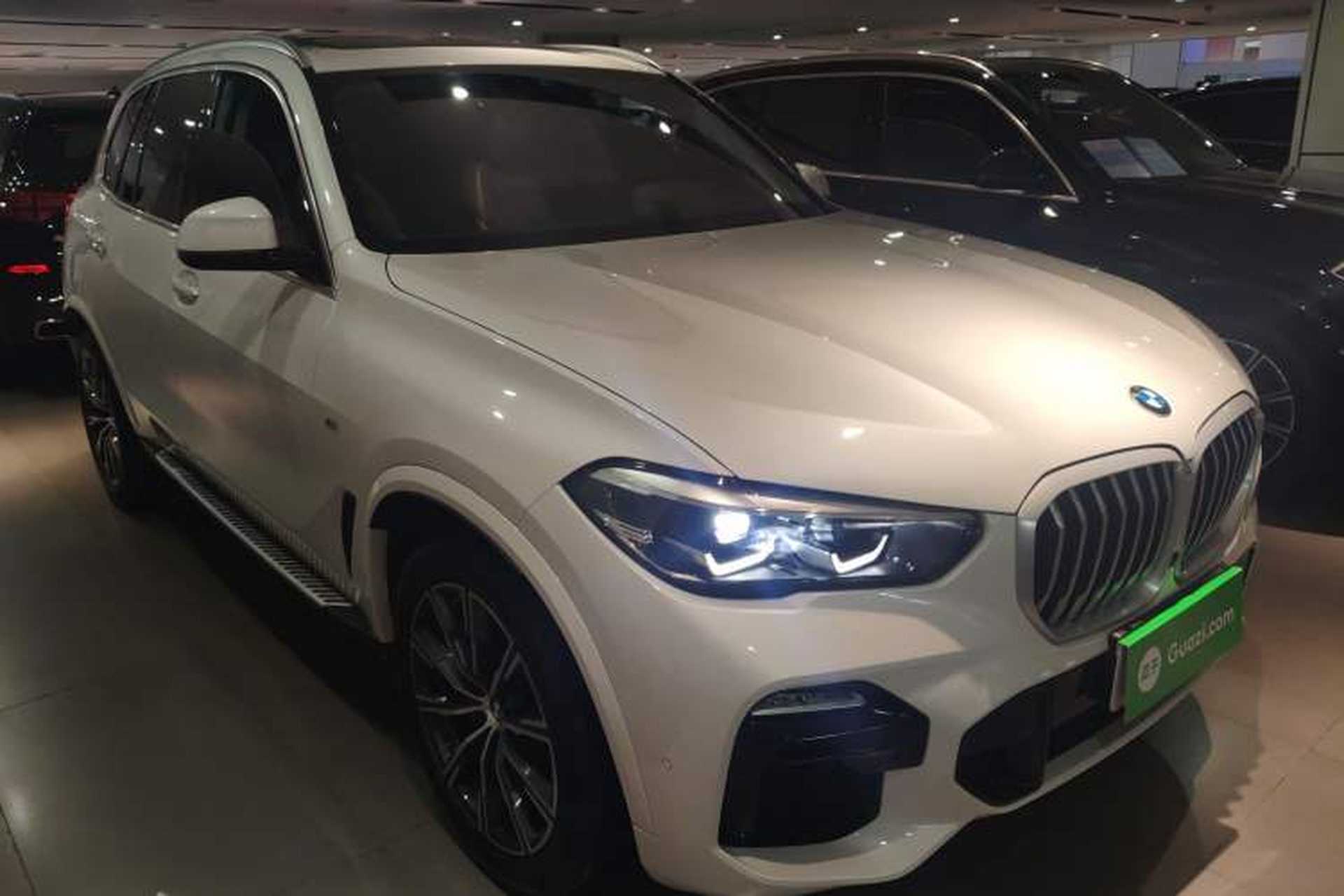Used BMW X5 2020 xDrive30i M Sport Package Exterior 1