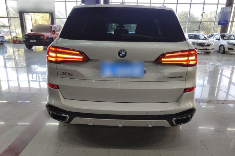 Used BMW X5 2020 xDrive30i M Sport Package Exterior 4