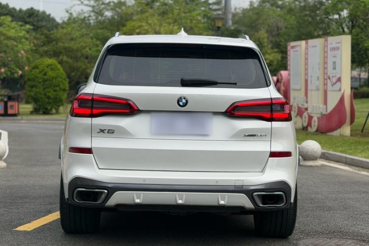 Used BMW X5 2020 xDrive30i M Sport Package Exterior 4